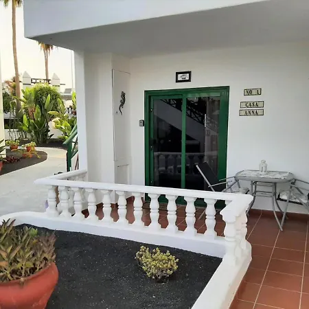 Nyaraló Casa Anna. Pool And Next To The Puerto del Carmen