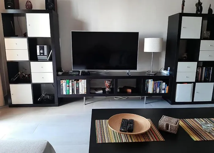 Casa Anna. Pool And Next To The بيت للعطل *