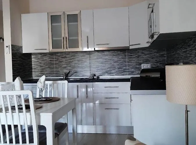 بيت للعطل Casa Anna. Pool And Next To The