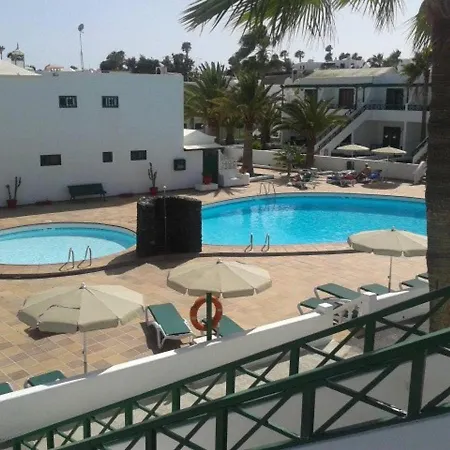 Feriehus Casa Anna. Pool And Next To The *