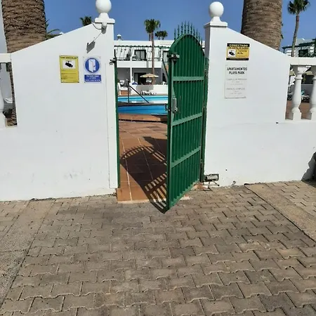 Casa Anna. Pool And Next To The Puerto del Carmen (Lanzarote)