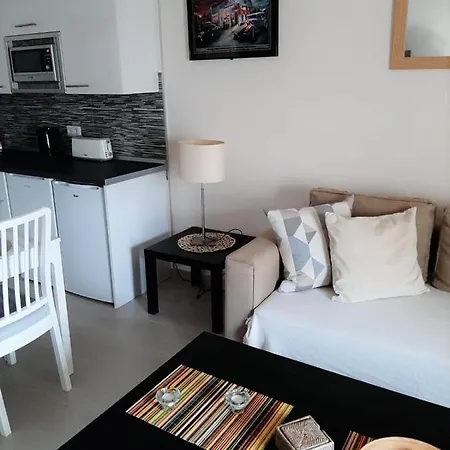 Casa Anna. Pool And Next To The Сasa de vacaciones *