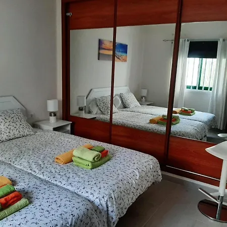 Holiday home Casa Anna. Pool And Next To The Puerto del Carmen (Lanzarote)