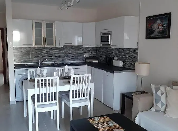 Дом отдыха Casa Anna. Pool And Next To The *